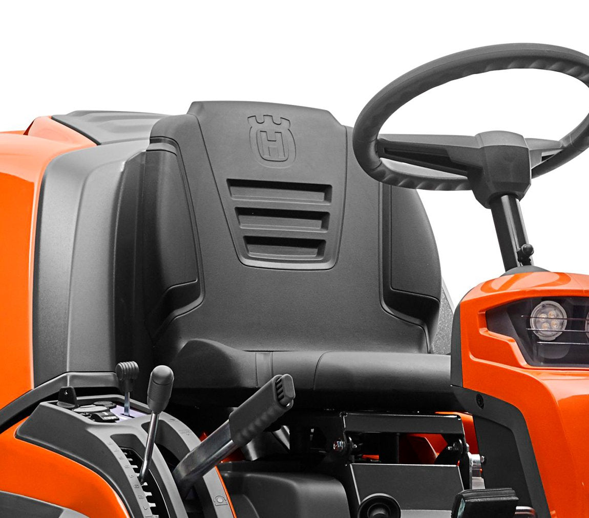 Husqvarna Profi Allrad-Frontmäher RC 320Ts AWD - Grundgerät ohne Mähdeck